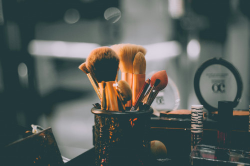 Secrets de maquillage révélés: les tendances incontournables de l'automne 2021
